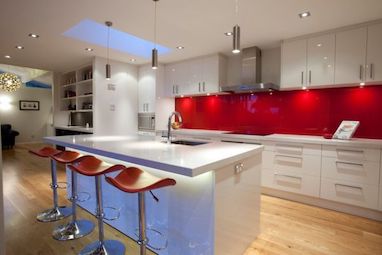 kuhinje :: Red kitchen backsplash